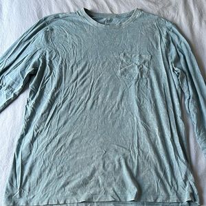 Men’s Gap light blue acid wash tee shirt